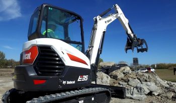 New Bobcat E35 full