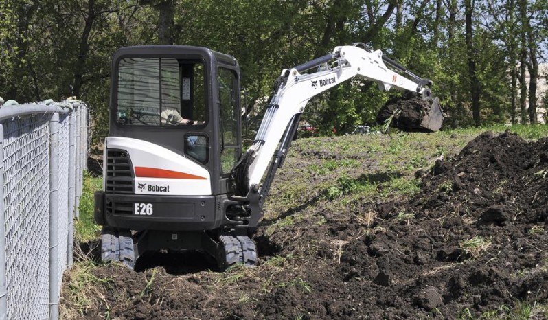New Bobcat E26 full