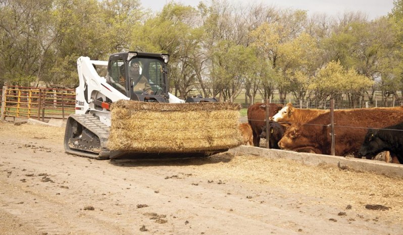 New Bobcat T870 full