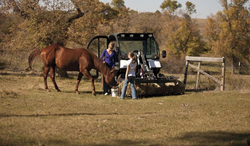 New Bobcat Toolcat™ 5610 full