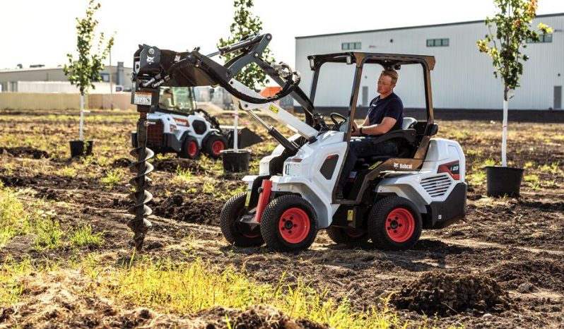 New Bobcat L28 Articulated Loader full