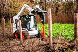 s590-skid-steer-loader-with-a-35hp-planetary-auger_14135184921_o